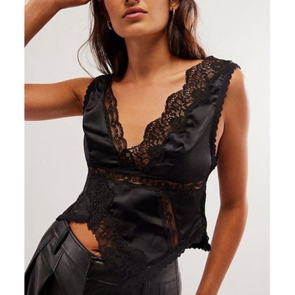 Free People Black Lace Valentine Vest Women’s Size XL NWOT Brenda Knight Collab